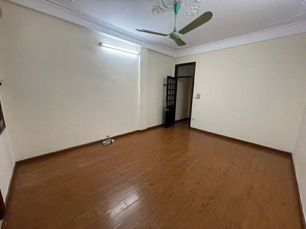 BÁN NHÀ HÀO NAM 55m2 x 4T_NGÕ THÔNG RỘNG_GẦN PHỐ_XÂY CHDV 7 TẦNG THANG MÁY DÒNG TIỀN KHỦNG, nhỉnh 14 tỷ